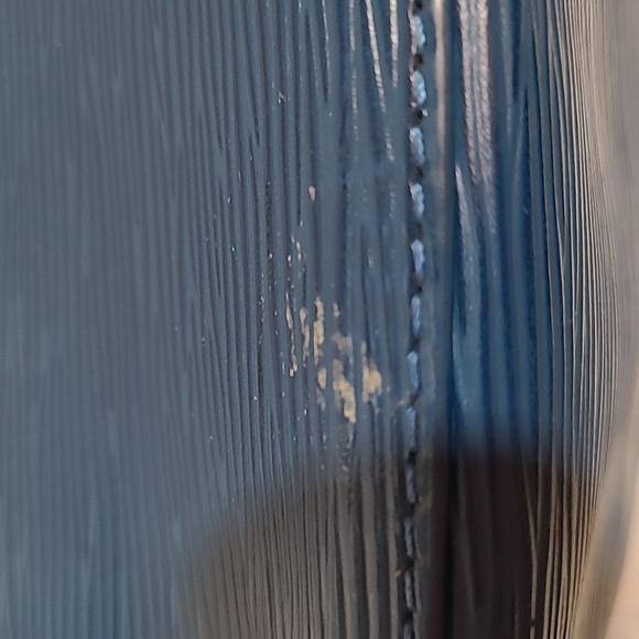 LOUIS VUITTON EPI NOE (CLEARANCE!!!) - Picture 6 of 14